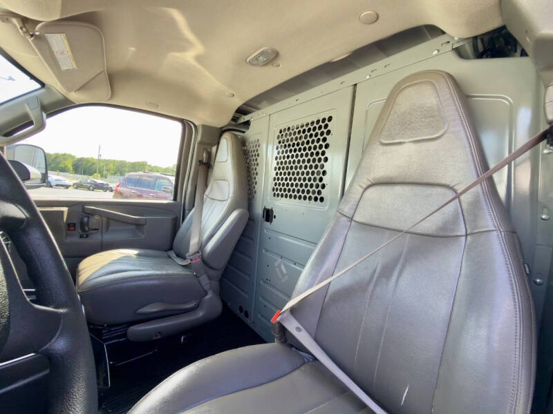 2017 Chevrolet Express 2500