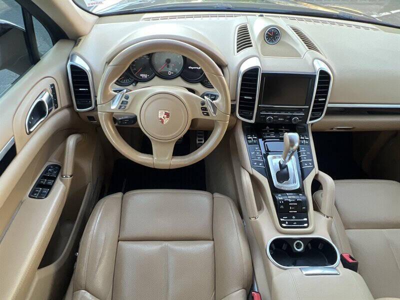 2013 Porsche Cayenne S