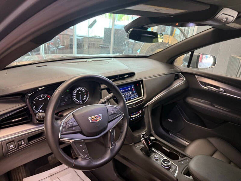 2021 Cadillac XT5 Luxury