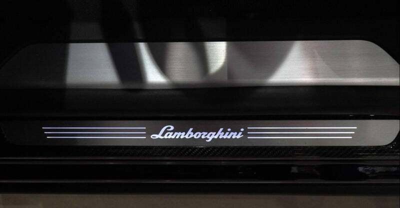 2020 Lamborghini Urus