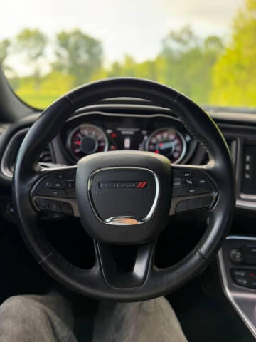 2016 Dodge Challenger SXT