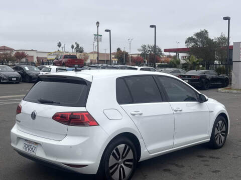 2015 Volkswagen e-Golf SEL Premium