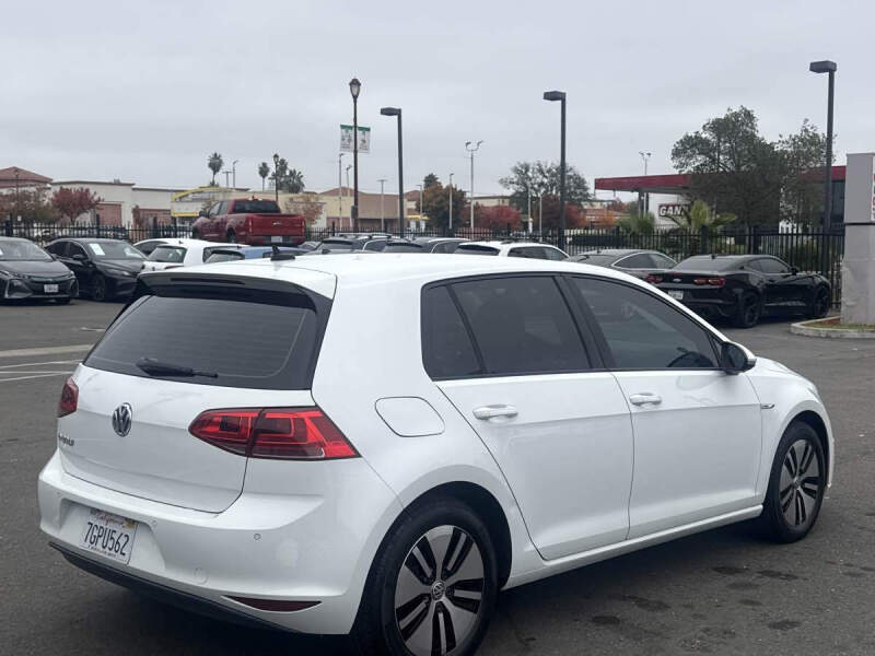 2015 Volkswagen e-Golf SEL Premium