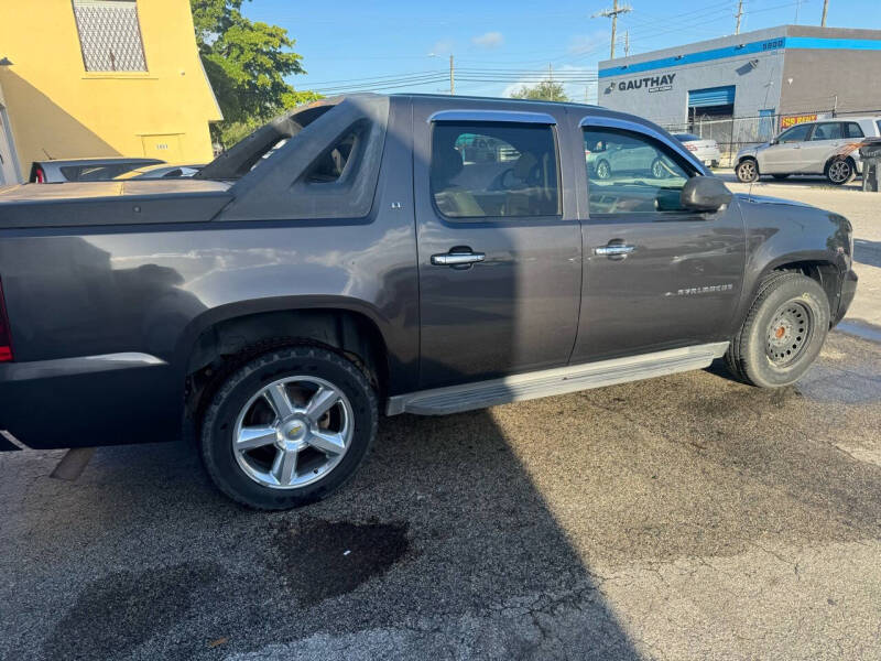 2010 Chevrolet Avalanche LT