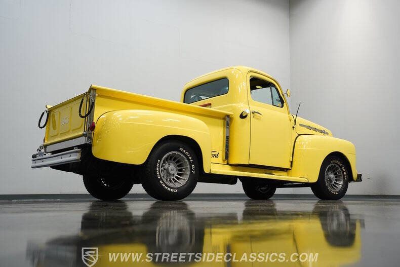 1952 Ford F-100