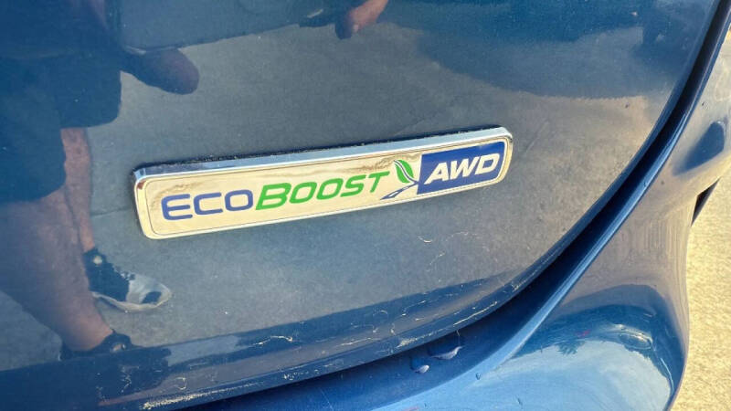 2020 Ford Edge SE