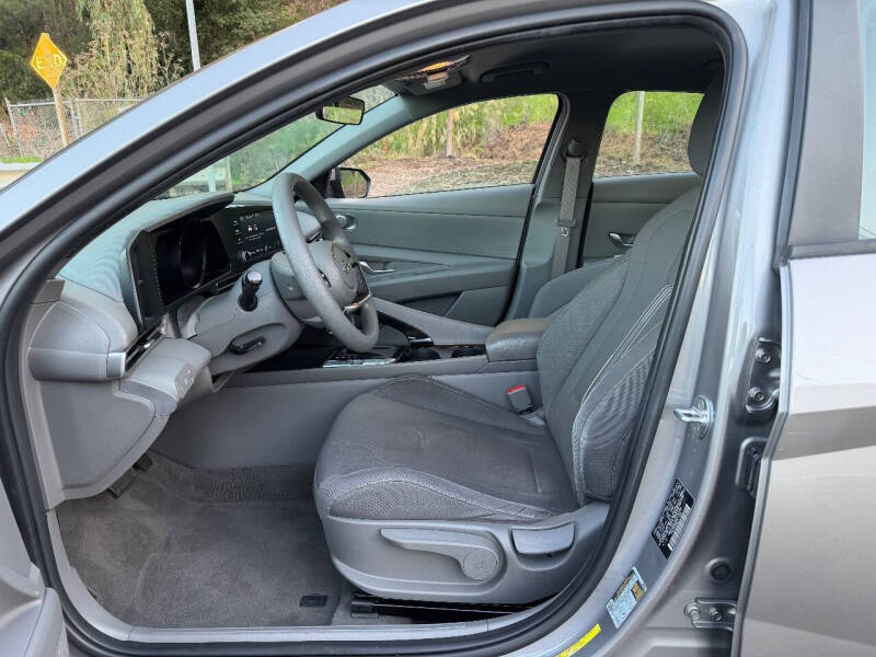 2022 Hyundai Elantra Hybrid Blue