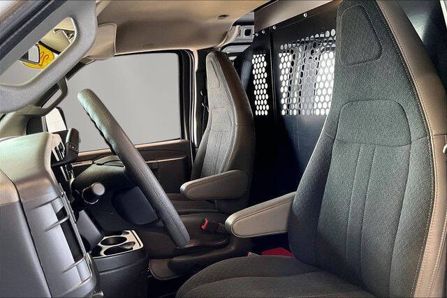 2024 Chevrolet Express 2500
