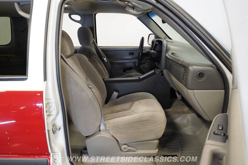 2004 Chevrolet Suburban