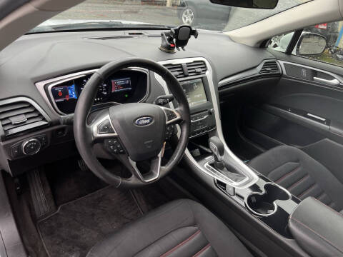 2014 Ford Fusion Hybrid SE