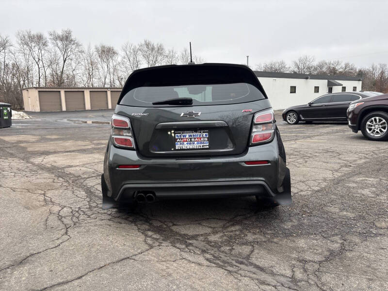 2019 Chevrolet Sonic LT Manual