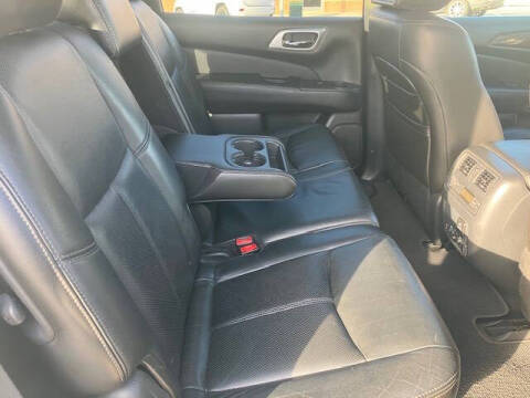 2013 Nissan Pathfinder Platinum