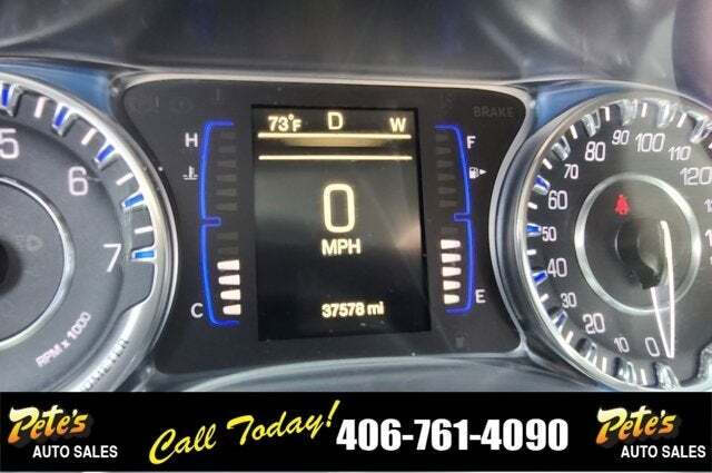 2016 Chrysler 200 Limited