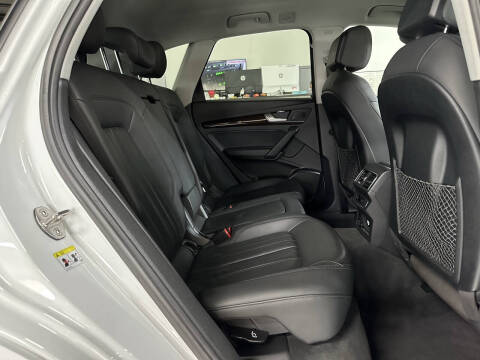 2019 Audi Q5 quattro Premium 45 TFSI