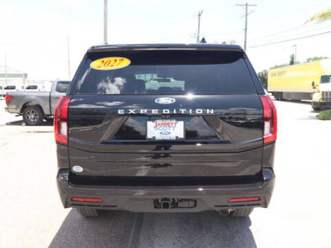 2027 Ford Expedition Active
