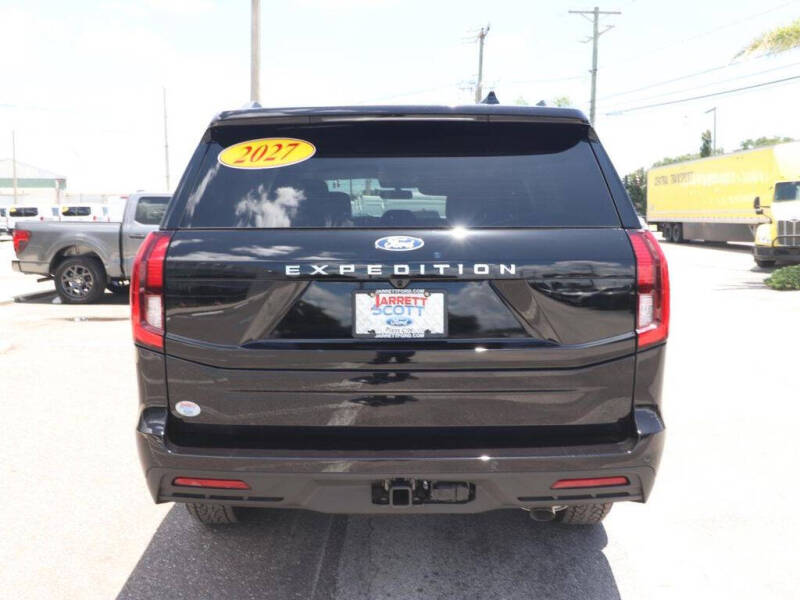 2027 Ford Expedition Active