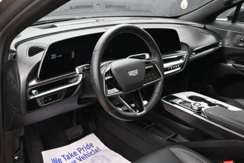 2024 Cadillac LYRIQ Tech