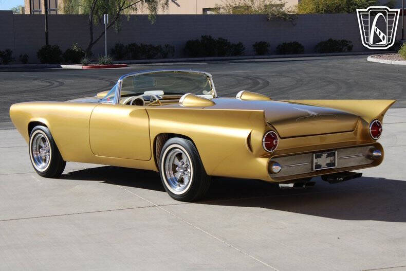 1957 Ford Thunderbird