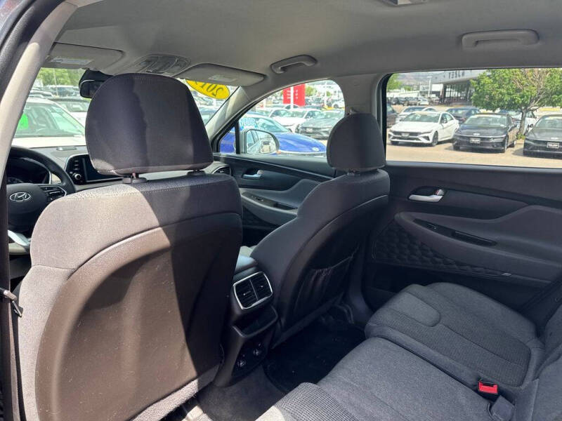 2019 Hyundai Santa Fe SE 2.4L
