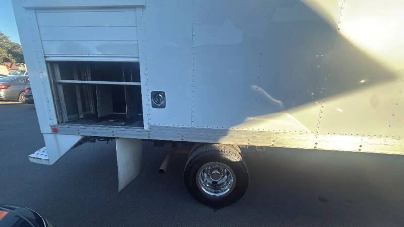 2012 Ford E-Series E-450 SD