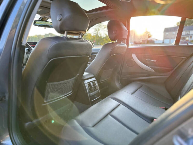 2018 BMW 3 Series 320i xDrive