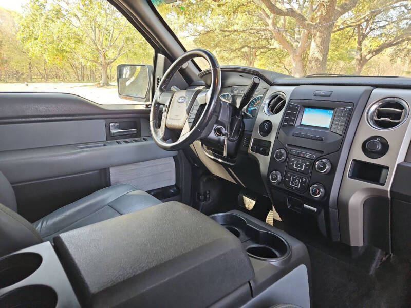 2014 Ford F-150 XLT photo 33