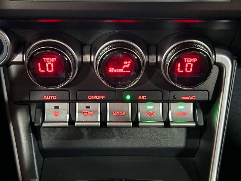 2024 Toyota GR86 Premium