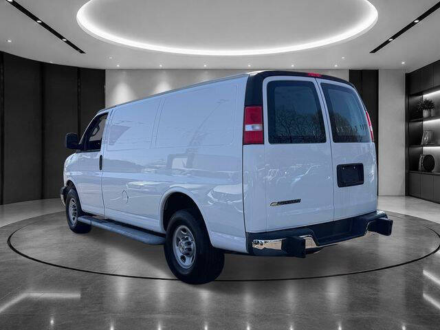 2024 Chevrolet Express 2500