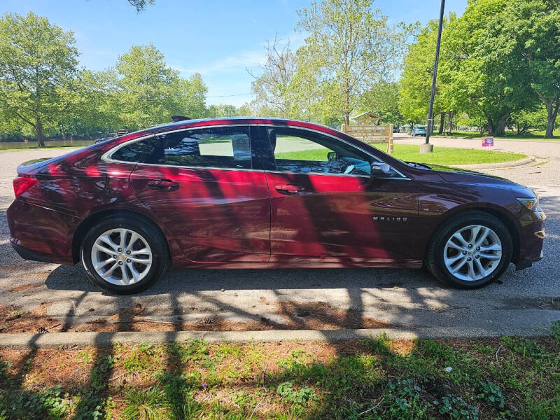 Used 2016 Chevrolet Malibu 1LT with VIN 1G1ZE5ST9GF211260 for sale in Terre Haute, IN