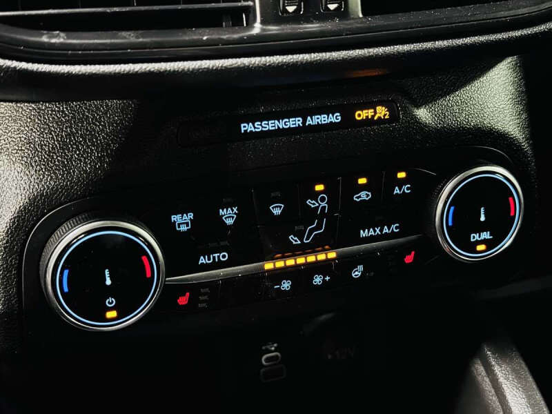 2025 Ford Escape ST-Line Select