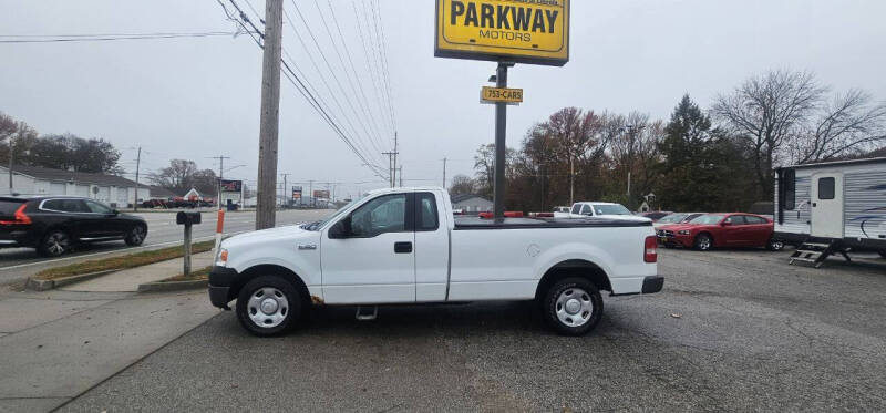 2005 Ford F-150 XL's photo