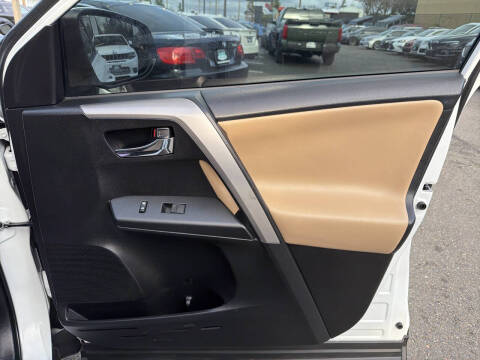 2016 Toyota RAV4 XLE