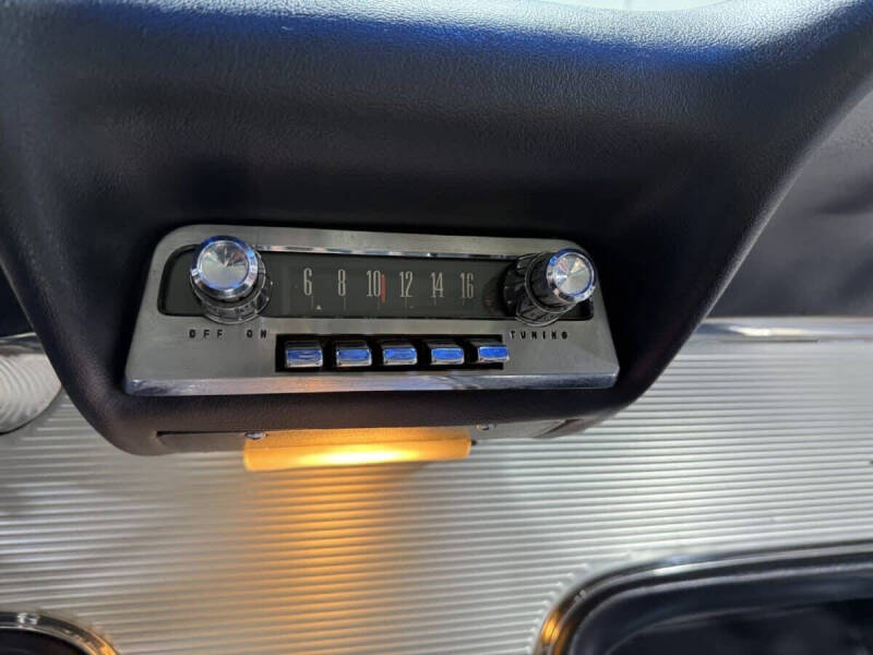 1962 Ford Thunderbird