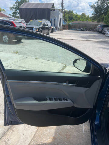 2019 Hyundai Elantra