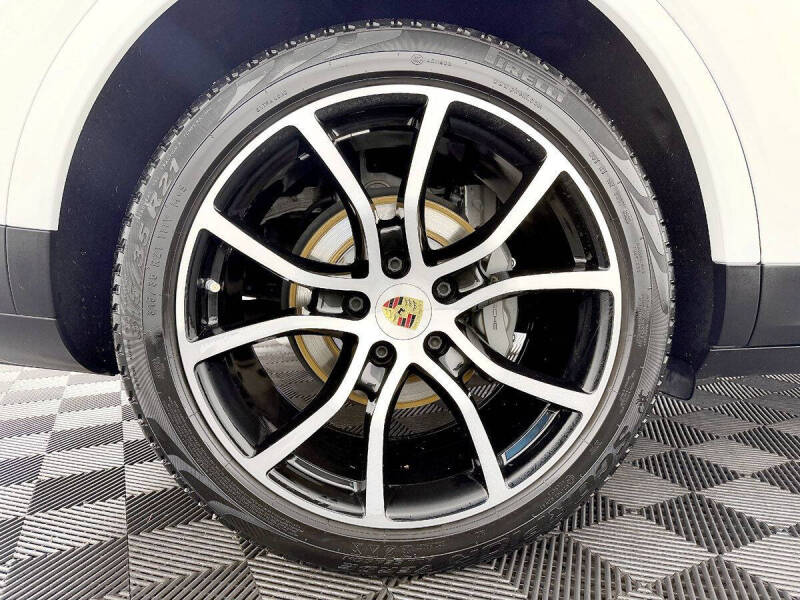 2019 Porsche Cayenne S