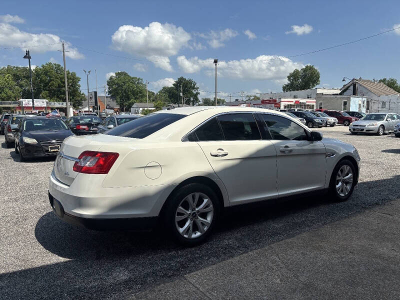 2012 Ford Taurus SEL