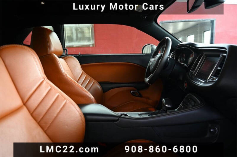 2015 Dodge Challenger SRT Hellcat