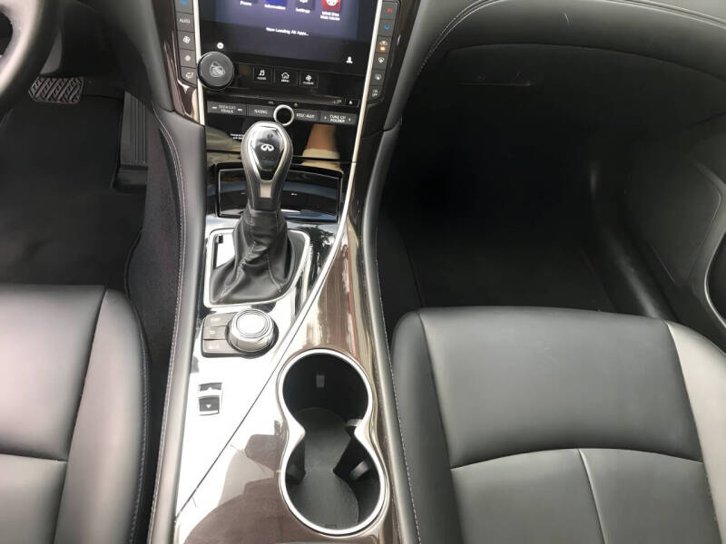 2018 Infiniti Q50 3.0T Luxe