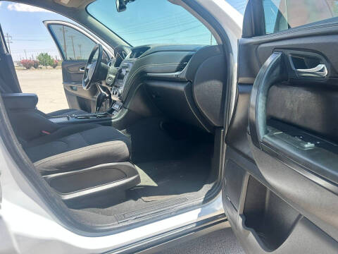 2017 Chevrolet Traverse LT