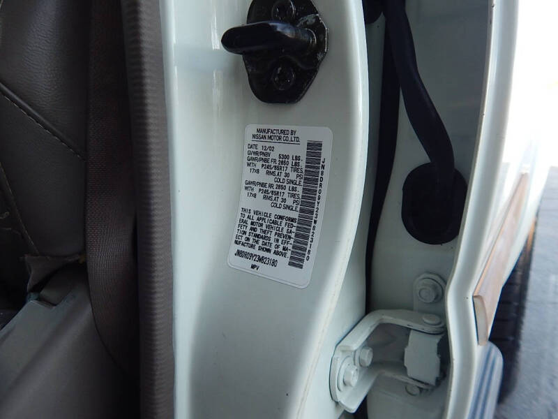 2003 Nissan Pathfinder LE