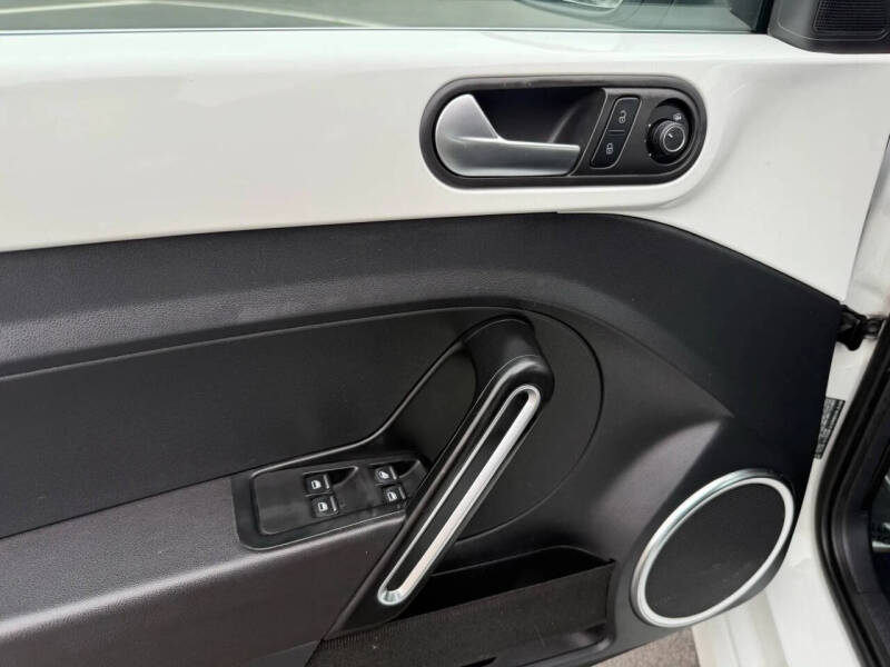 2018 Volkswagen Beetle Convertible