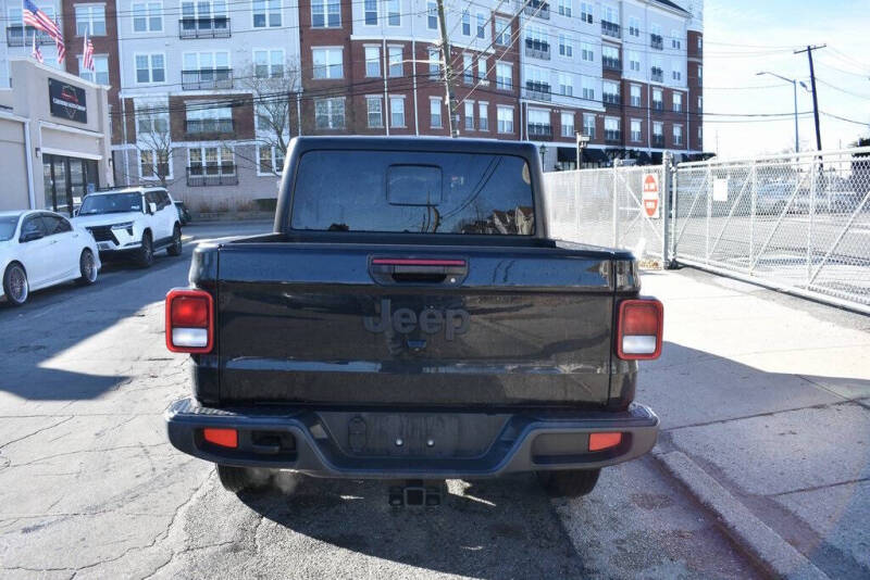 2022 Jeep Gladiator Altitude