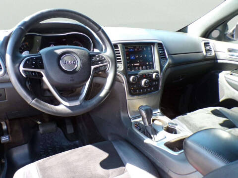 2017 Jeep Grand Cherokee Altitude