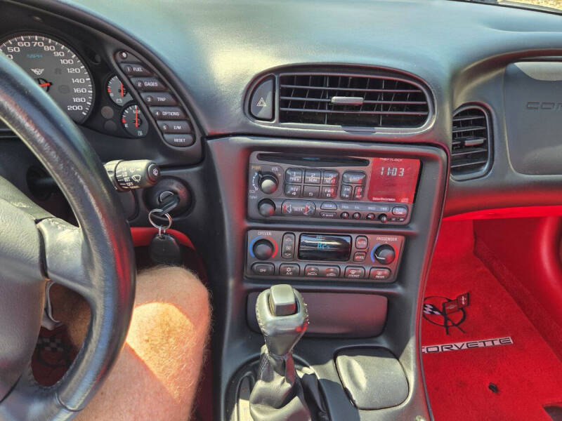 2004 Chevrolet Corvette