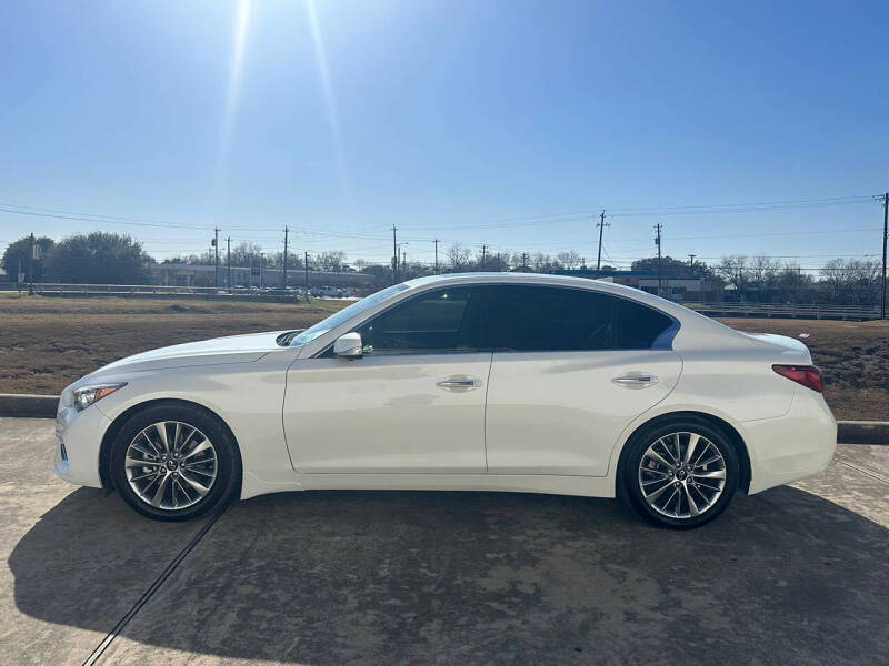 2022 Infiniti Q50 Luxe