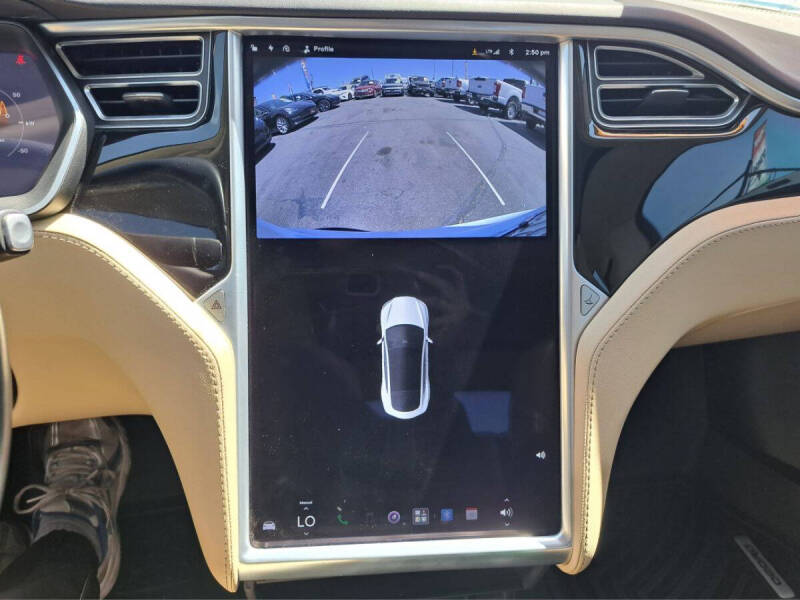 2015 Tesla Model S