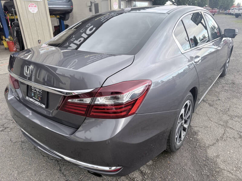 2017 Honda Accord EX-L w/Navi w/Honda Sensing