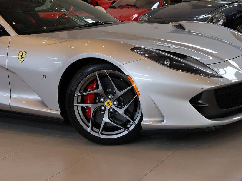 2019 Ferrari 812 Superfast
