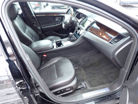 2016 Ford Taurus Limited