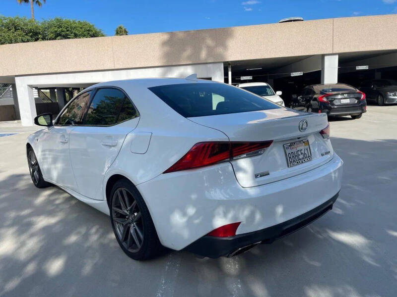 2017 Lexus IS 350